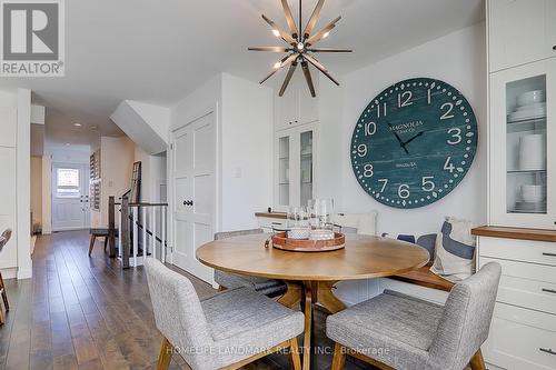 9144 Dufferin Street, Vaughan, ON - Indoor Photo Showing Dining Room