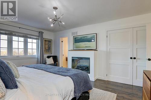 9144 Dufferin Street, Vaughan, ON - Indoor Photo Showing Bedroom