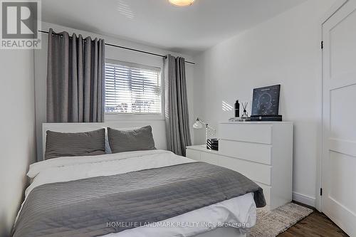 9144 Dufferin Street, Vaughan, ON - Indoor Photo Showing Bedroom