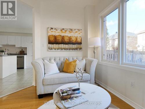 14 Miramar Drive, Markham, ON - Indoor Photo Showing Living Room