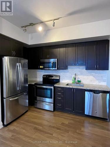 1801 - 7171 Yonge Street, Markham, ON - Indoor Photo Showing Kitchen With Upgraded Kitchen