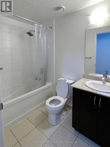 1801 - 7171 Yonge Street, Markham, ON - Indoor Photo Showing Bathroom