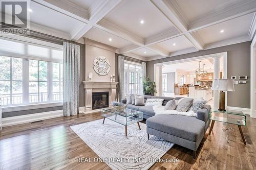 54 Davina Circle, Aurora, ON - Indoor Photo Showing Living Room With Fireplace