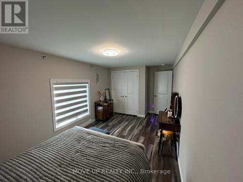 2 - 248 Warnica Road, Barrie, ON - Indoor Photo Showing Bedroom