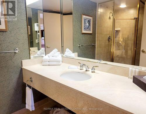 2134 - 90 Highland Drive, Oro-Medonte, ON - Indoor Photo Showing Bathroom