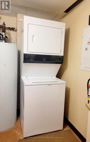 2134 - 90 Highland Drive, Oro-Medonte, ON - Indoor Photo Showing Laundry Room