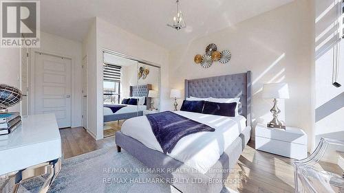 3735 Riva Avenue, Innisfil, ON - Indoor Photo Showing Bedroom