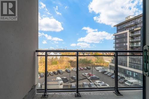 531 - 395 Dundas Street W, Oakville, ON - Outdoor With View