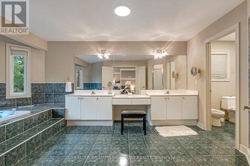 5179 Elmridge Drive, Mississauga, ON - Indoor Photo Showing Bathroom