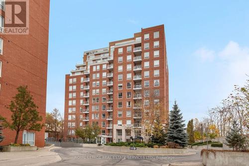 Gla6 - 40 Old Mill Road, Oakville, ON - Outdoor With Facade