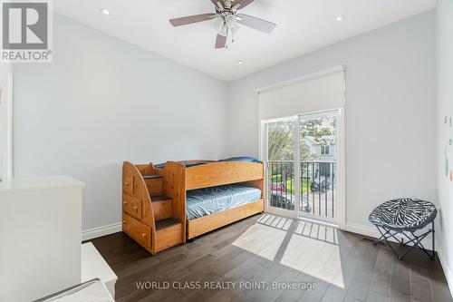 41 Howarth Avenue, Toronto, ON - Indoor Photo Showing Bedroom