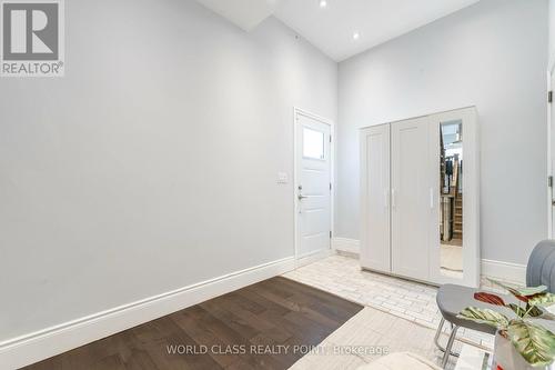 41 Howarth Avenue, Toronto, ON - Indoor Photo Showing Other Room