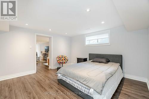 41 Howarth Avenue, Toronto, ON - Indoor Photo Showing Bedroom