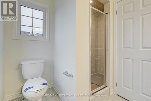 3247 Brigadier Avenue, Pickering, ON - Indoor Photo Showing Bathroom