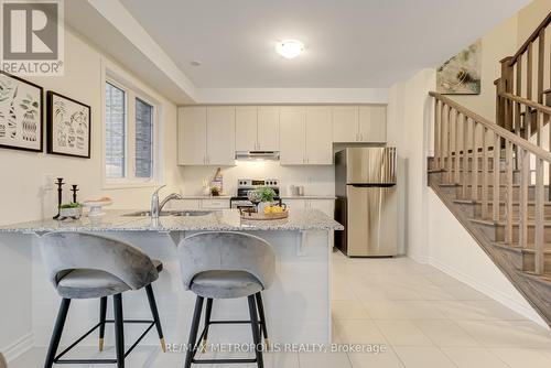 3247 Brigadier Avenue, Pickering, ON - Indoor Photo Showing Kitchen With Double Sink With Upgraded Kitchen