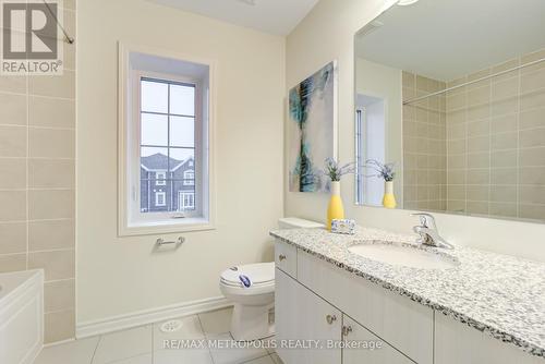 3247 Brigadier Avenue, Pickering, ON - Indoor Photo Showing Bathroom