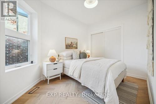 118 Cambridge Avenue, Toronto, ON - Indoor Photo Showing Bedroom