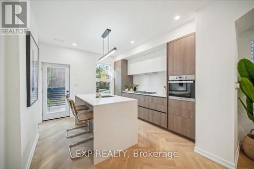 118 Cambridge Avenue, Toronto, ON - Indoor Photo Showing Kitchen