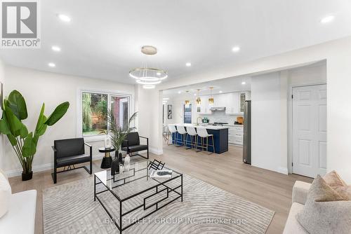 15 Drewbrook Court, Whitby, ON - Indoor Photo Showing Living Room