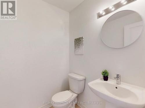 6859 Main Street, Whitchurch-Stouffville, ON - Indoor Photo Showing Bathroom