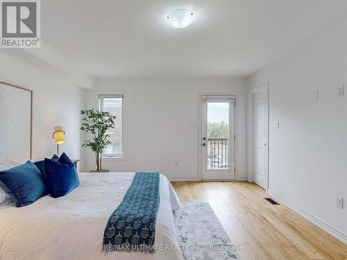 6859 Main Street, Whitchurch-Stouffville, ON - Indoor Photo Showing Bedroom