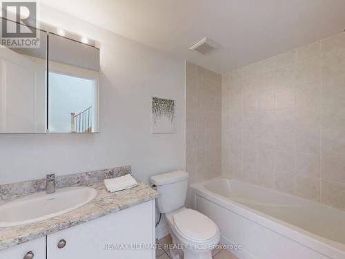 6859 Main Street, Whitchurch-Stouffville, ON - Indoor Photo Showing Bathroom