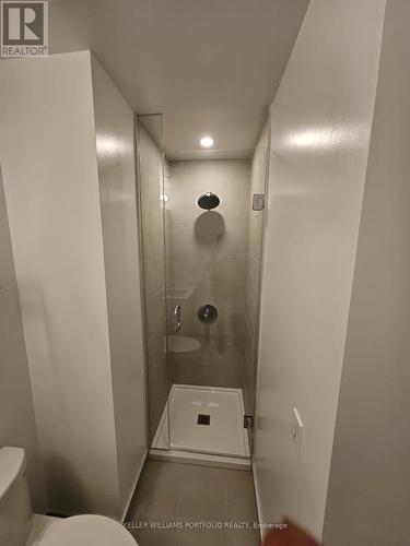 5001 - 1000 Portage Parkway, Vaughan, ON - Indoor Photo Showing Bathroom