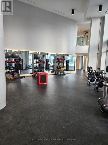 5001 - 1000 Portage Parkway, Vaughan, ON - Indoor Photo Showing Gym Room