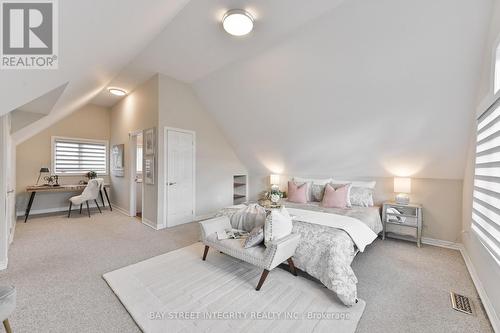 91 Roxborough Road, Newmarket, ON - Indoor Photo Showing Bedroom