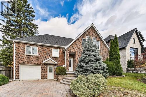 91 Roxborough Road, Newmarket, ON - Outdoor With Facade