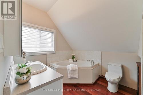 91 Roxborough Road, Newmarket, ON - Indoor Photo Showing Bathroom