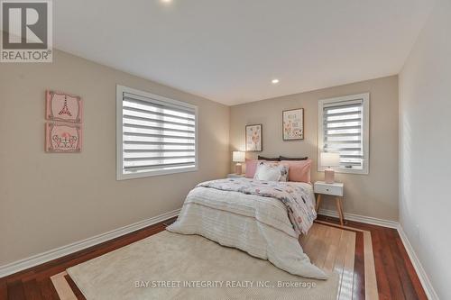 91 Roxborough Road, Newmarket, ON - Indoor Photo Showing Bedroom