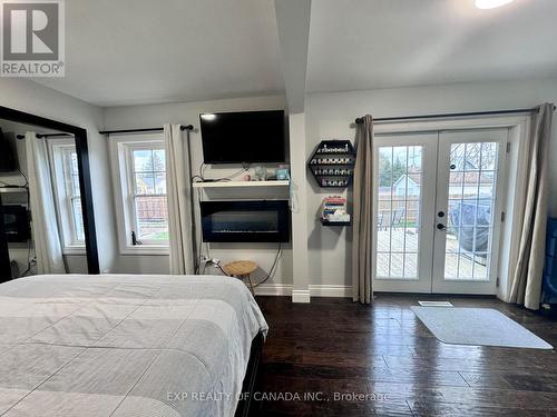 9 Cecil Avenue, Timmins, ON - Indoor Photo Showing Bedroom