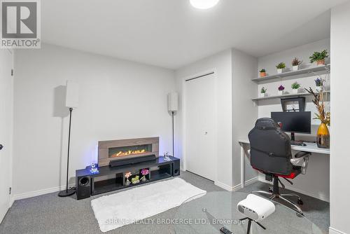 220 Killarney Grove, London, ON - Indoor With Fireplace