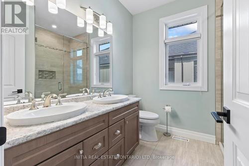 18 Wilson Court, St. Marys (21 - St. Marys), ON - Indoor Photo Showing Bathroom