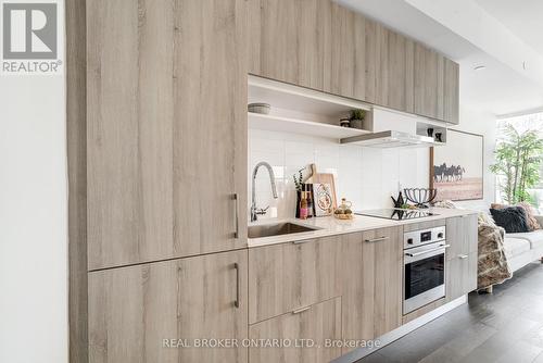 2808 - 5 Soudan Avenue, Toronto, ON - Indoor Photo Showing Kitchen