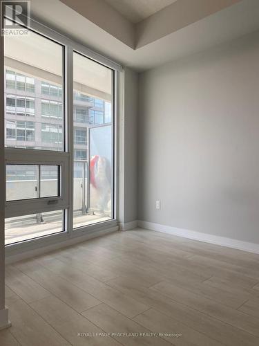 2304 - 2221 Yonge Street, Toronto, ON - Indoor Photo Showing Other Room