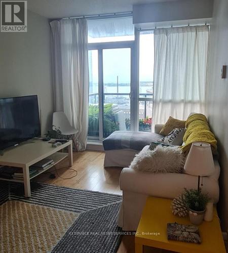 1803 - 1 Scott Street, Toronto, ON - Indoor Photo Showing Living Room