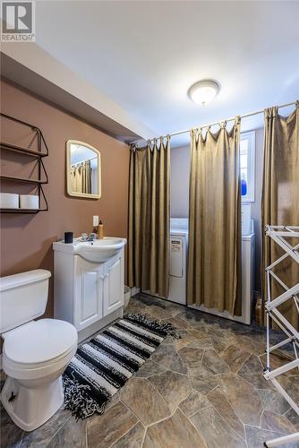 91 Camrose Drive, Paradise, NL - Indoor Photo Showing Bathroom