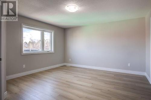 239 Eclipse, Sudbury, ON - Indoor Photo Showing Other Room