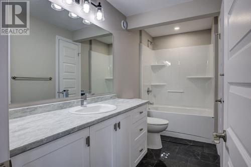 239 Eclipse, Sudbury, ON - Indoor Photo Showing Bathroom