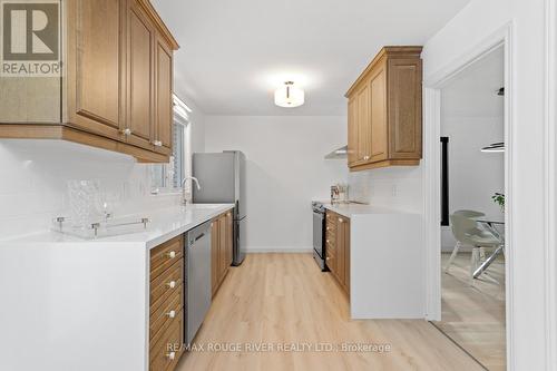 27 Keller Drive, Belleville, ON - Indoor Photo Showing Kitchen