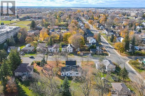 8 Bay Street, Kawartha Lakes (Lindsay), ON - Outdoor With View