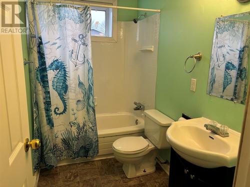 1 Glendenning Place, Mount Pearl, NL - Indoor Photo Showing Bathroom