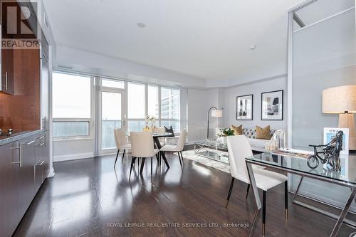 2926 - 5 Sheppard Avenue E, Toronto, ON - Indoor Photo Showing Dining Room