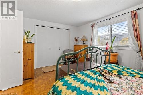 54 Poplar Drive, Cambridge, ON - Indoor Photo Showing Bedroom