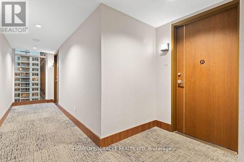 1612 - 80 Queens Wharf Road, Toronto, ON - Indoor Photo Showing Other Room