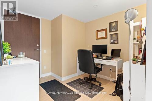 1612 - 80 Queens Wharf Road, Toronto, ON - Indoor Photo Showing Office