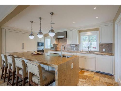 Cuisine - 11 Ch. Delmar, Saint-Donat, QC - Indoor Photo Showing Kitchen With Upgraded Kitchen