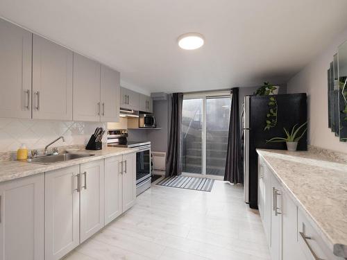 Kitchen - 692  - 694 3E Avenue, Montréal (Lachine), QC - Indoor Photo Showing Kitchen